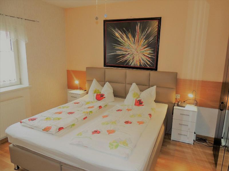 Hotel Garni 4U - Oda