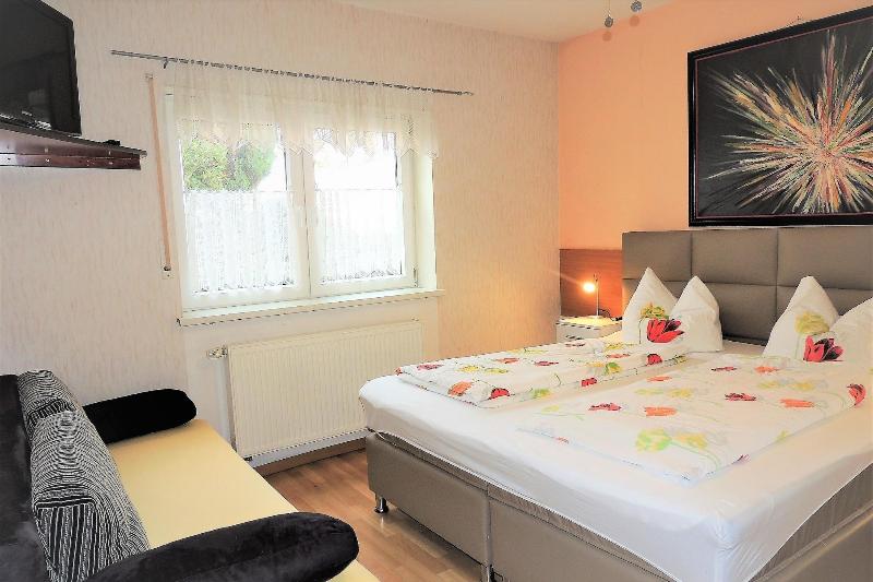 Hotel Garni 4U - Oda