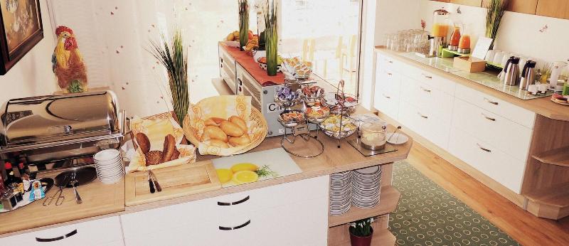 Hotel Garni 4U - Restoran
