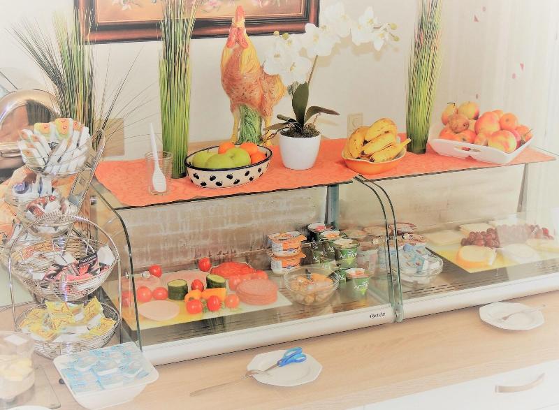 Hotel Garni 4U - Restoran