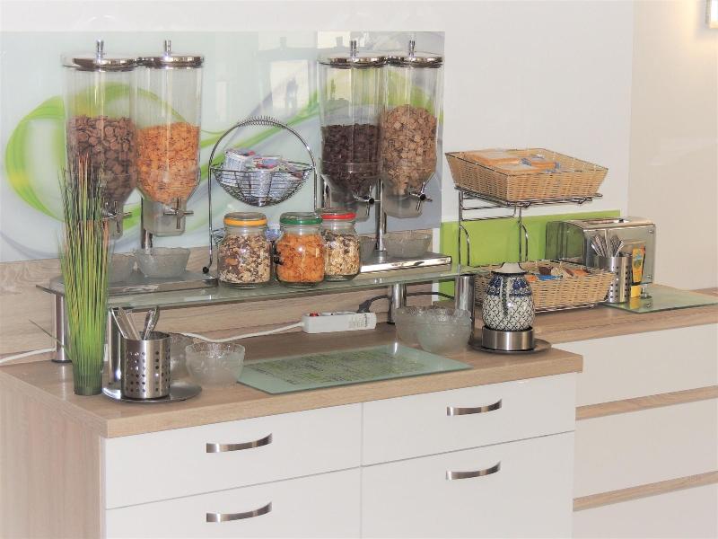 Hotel Garni 4U - Restoran