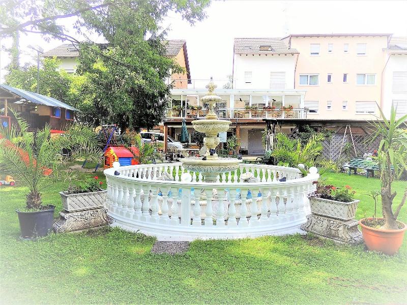 Hotel Garni 4U - Teras