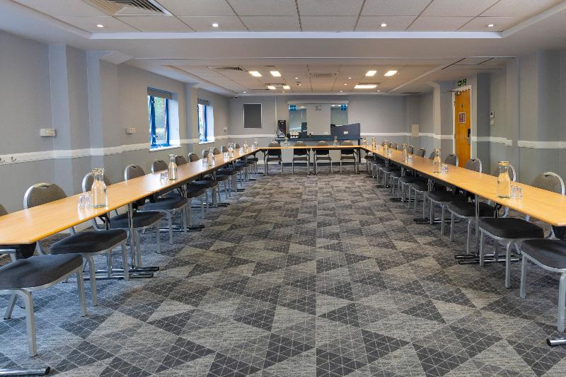 Holiday Inn Express Birmingham Airport NEC - Toplantı