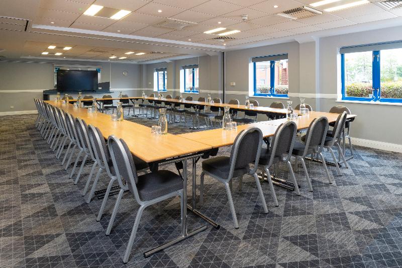 Holiday Inn Express Birmingham Airport NEC - Toplantı