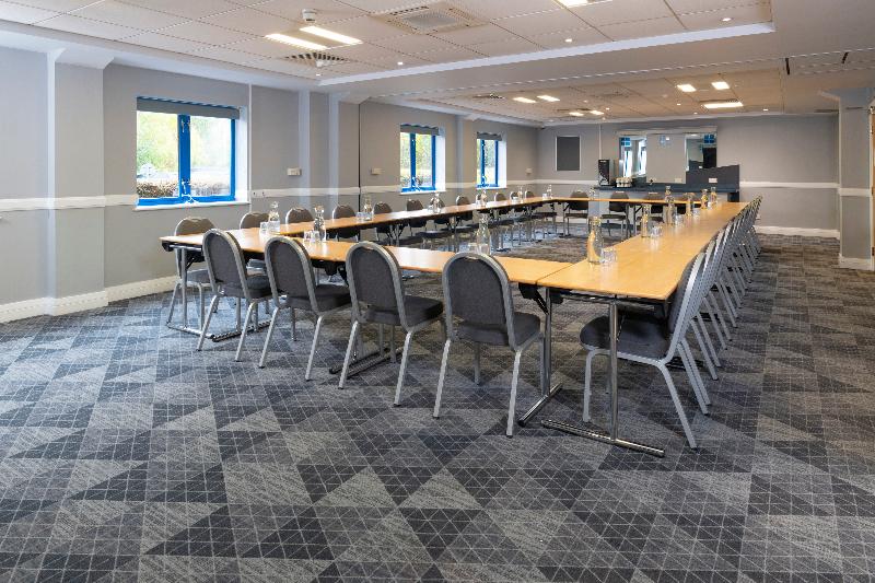 Holiday Inn Express Birmingham Airport NEC - Toplantı