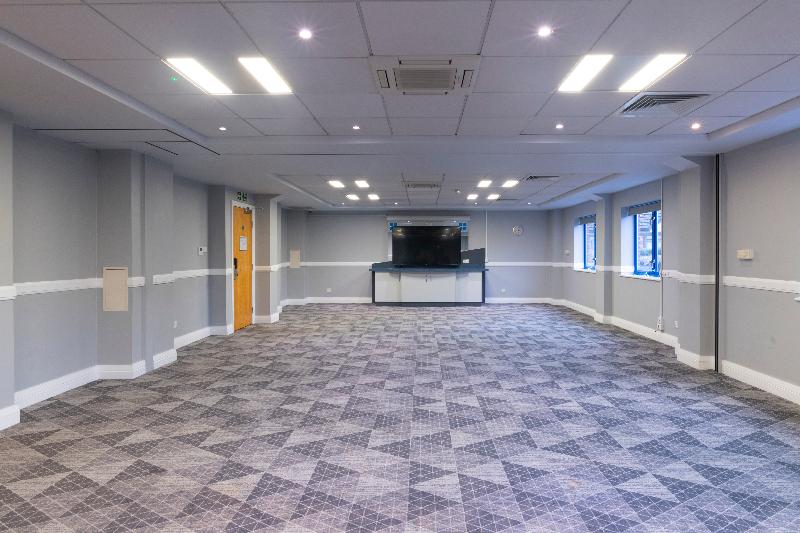Holiday Inn Express Birmingham Airport NEC - Toplantı