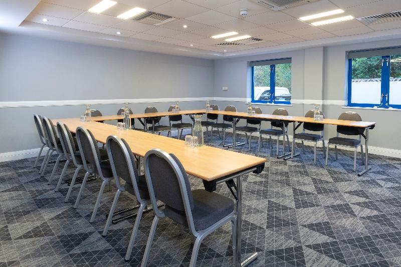 Holiday Inn Express Birmingham Airport NEC - Toplantı