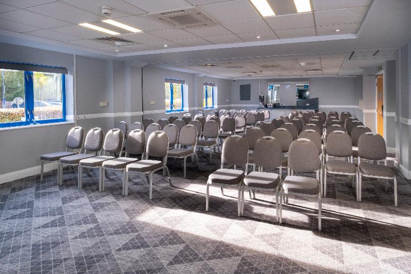 Holiday Inn Express Birmingham Airport NEC - Toplantı