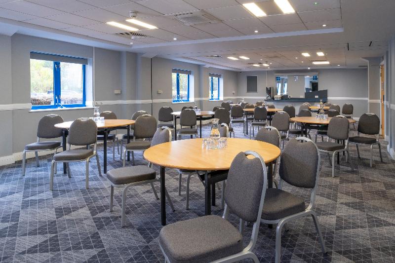 Holiday Inn Express Birmingham Airport NEC - Toplantı
