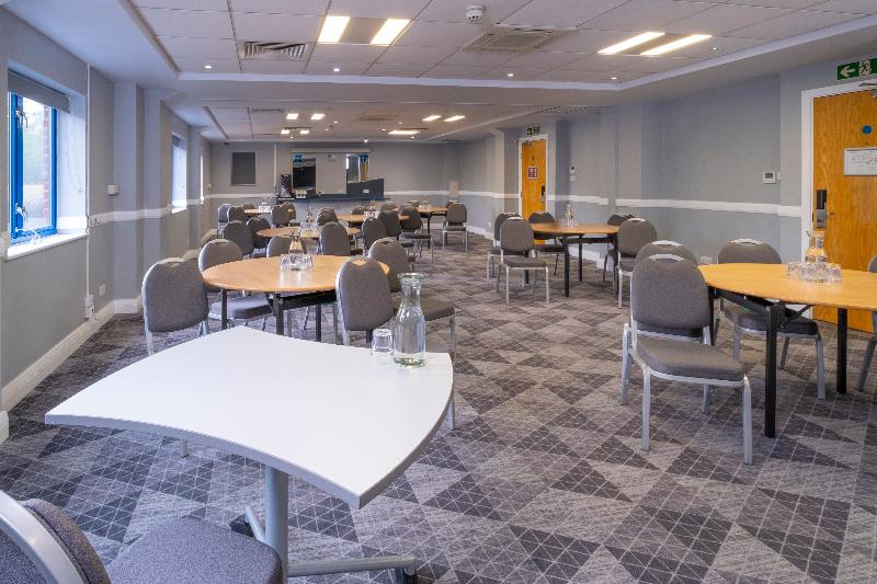 Holiday Inn Express Birmingham Airport NEC - Toplantı
