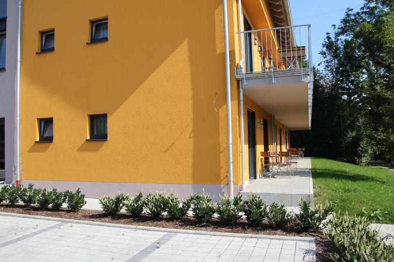 Schäfer Boardinghouse - Genel