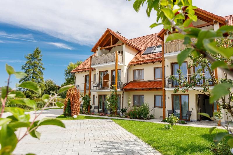 Landhotel Und Gasthaus Wiedmann - Genel