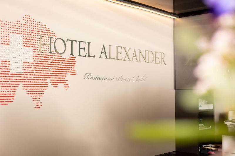 Alexander - Lobi