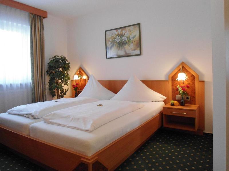 Landhotel Hutzenthaler - Genel