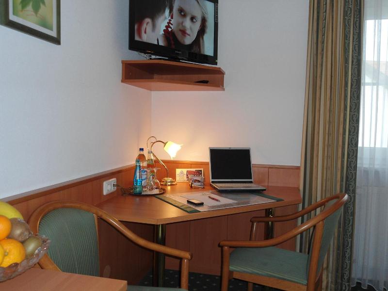 Landhotel Hutzenthaler - Genel