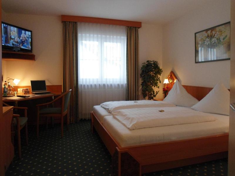 Landhotel Hutzenthaler - Genel