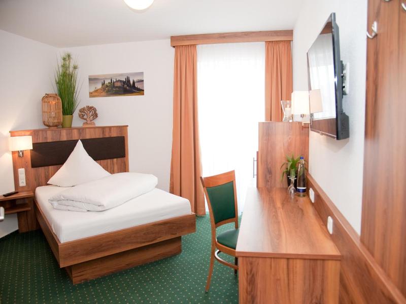Landhotel Hutzenthaler - Genel