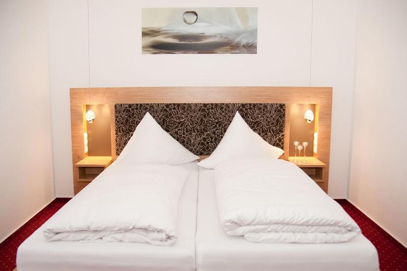 Landhotel Hutzenthaler - Oda