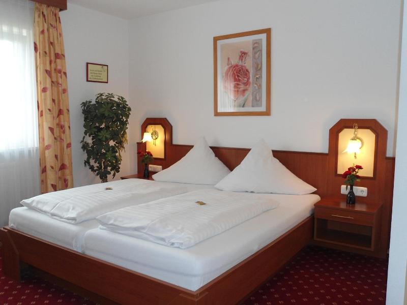 Landhotel Hutzenthaler - Oda