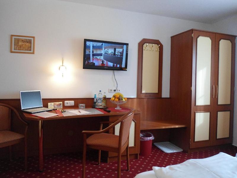Landhotel Hutzenthaler - Oda