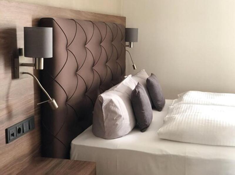 Intergroup Business Und Design Hotel - Oda