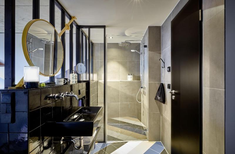 25hours Hotel Duesseldorf Das Tour - Oda