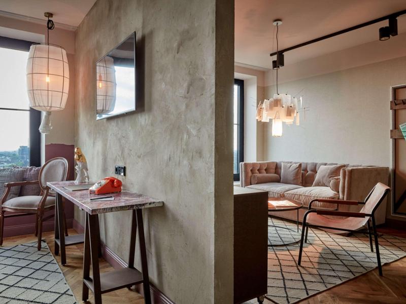 25hours Hotel Duesseldorf Das Tour - Oda