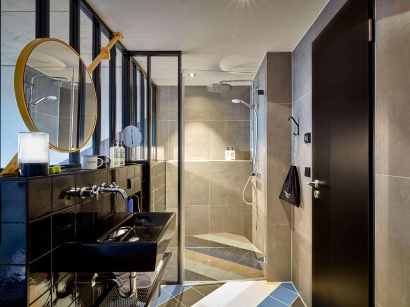 25hours Hotel Duesseldorf Das Tour - Oda