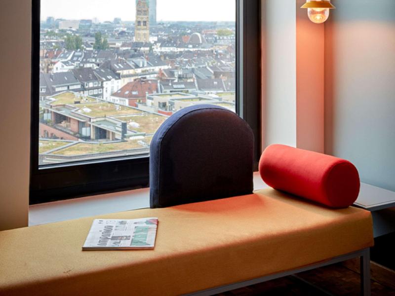 25hours Hotel Duesseldorf Das Tour - Oda