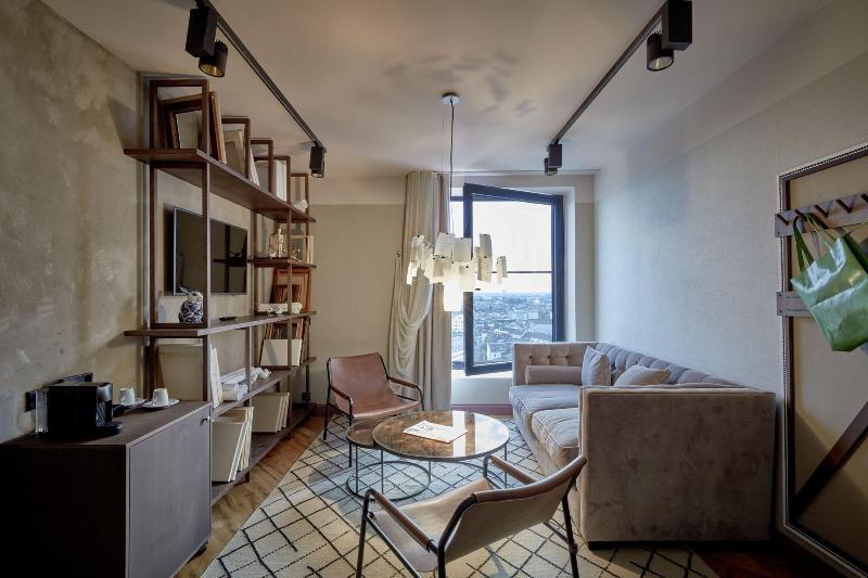 25hours Hotel Duesseldorf Das Tour - Oda