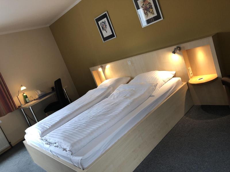 Hotel Select - Genel