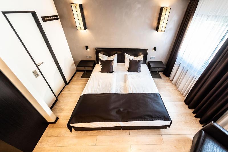 Mauritius Komfort Hotel In Der Altstadt - Oda