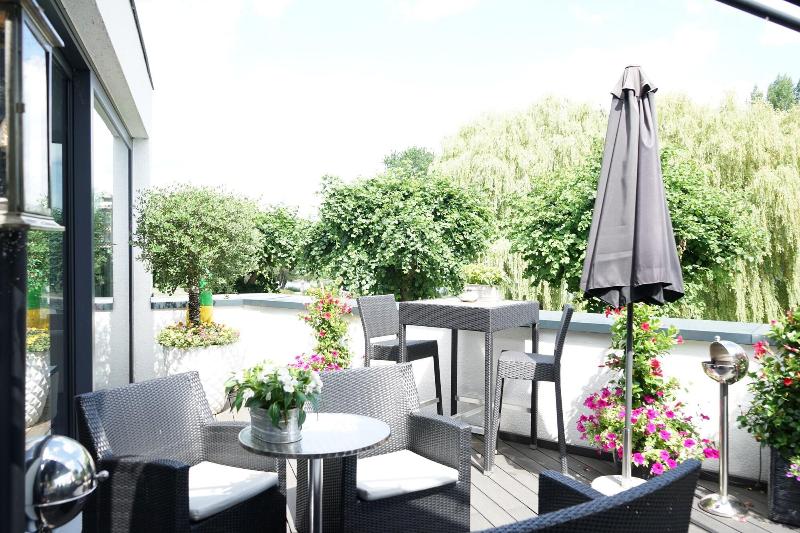Villahotel Rheinblick - Teras