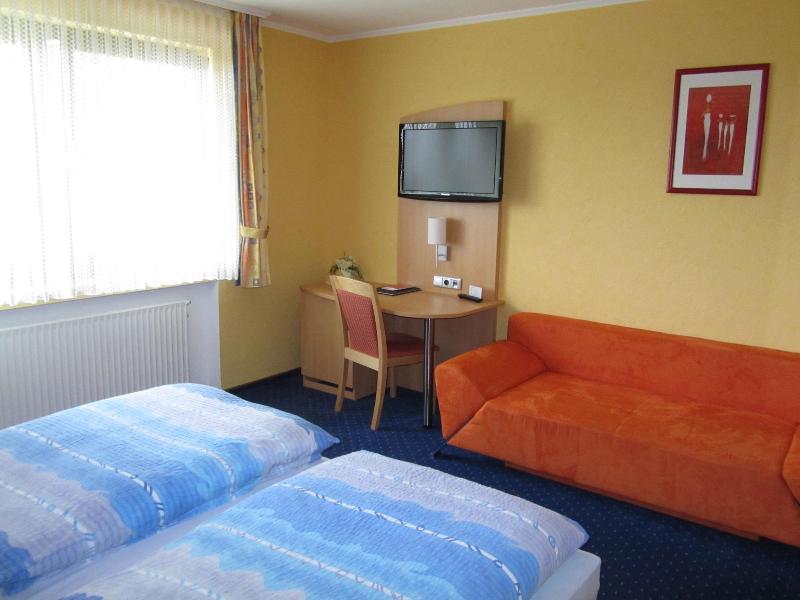 Land-gut-race-Hotel zur Burg Nürburgring - Oda