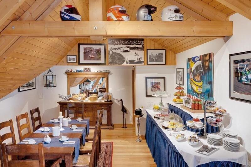 Motorsport Hotel - Restoran