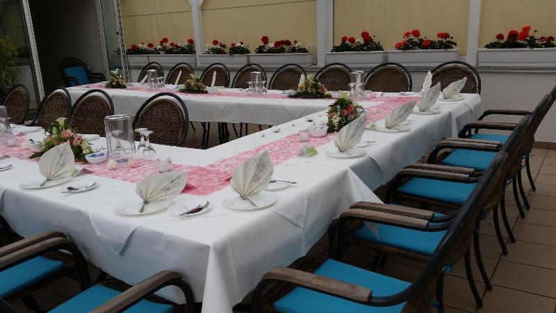 Hotel & Restaurant Park-Cafe ISA - Restoran