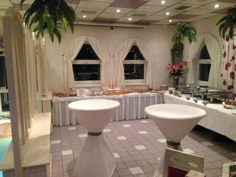 Hotel & Restaurant Park-Cafe ISA - Restoran