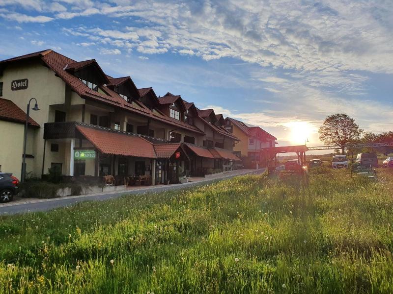 Berggasthof & Hotel Hinterrod - Genel
