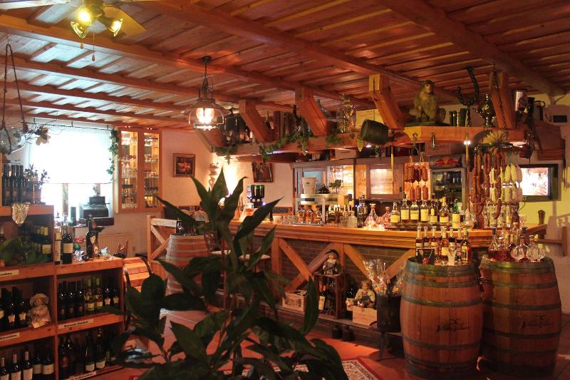 Hotel Und Restaurant Die Burg - Restoran