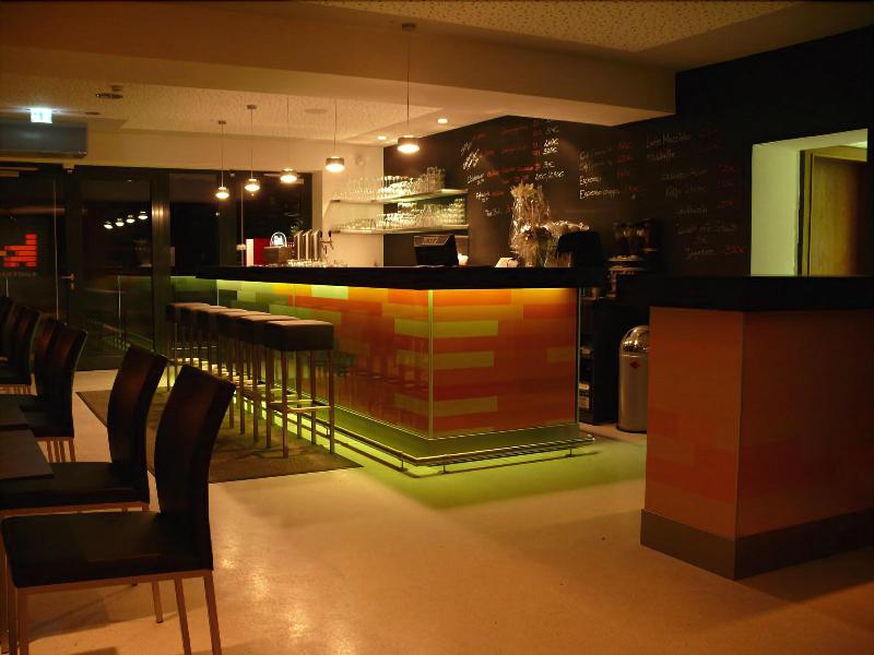 K1 Sporthotel - Lobi