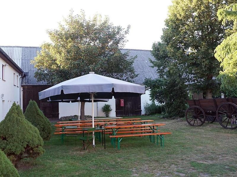 Restaurant Und Pension Zur Wildgans - Genel