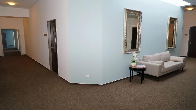 Hotel Class - Lobi