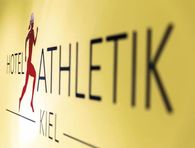 Hotel Athletik Kiel - Lobi