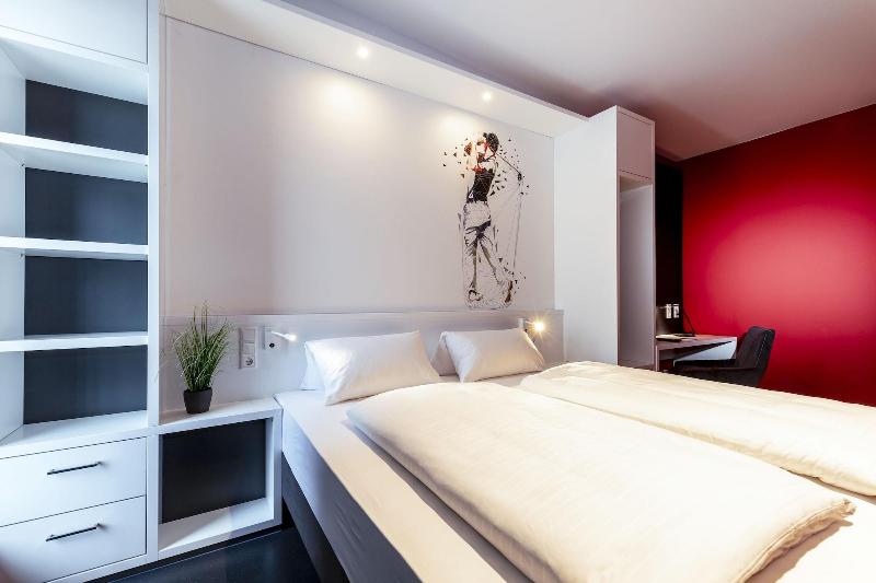 Hotel Athletik Kiel - Oda