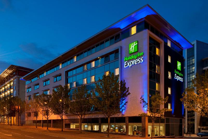 Holiday Inn Express Newcastle City Centre - Genel
