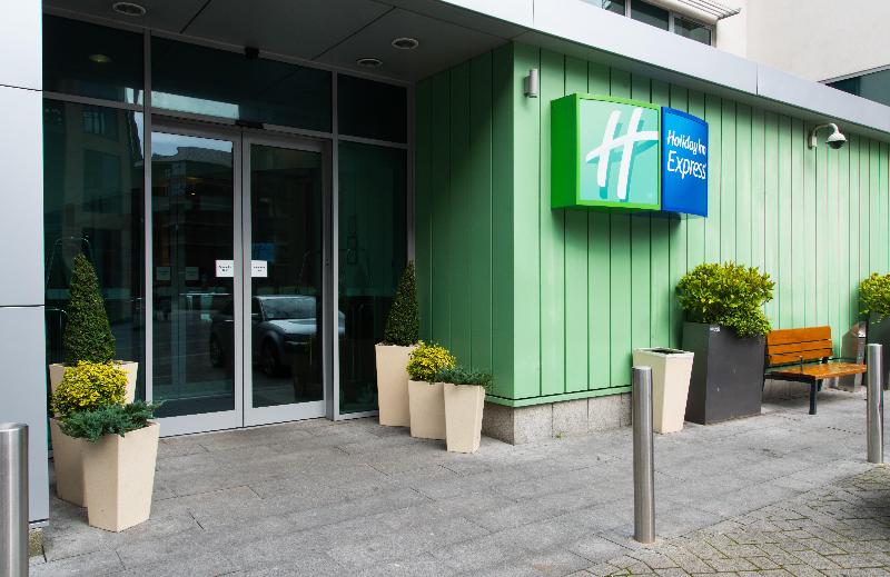 Holiday Inn Express Newcastle City Centre - Genel