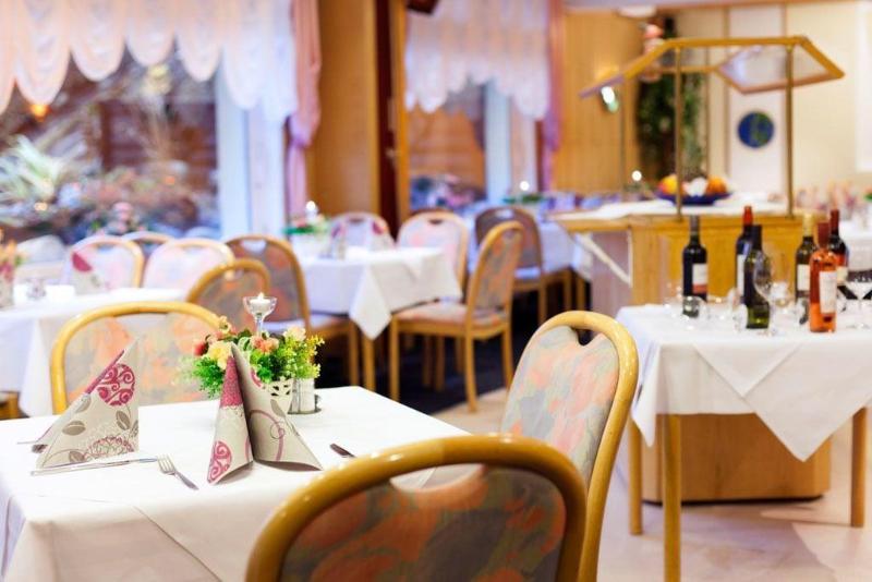 Themenhotel Terrassen Café - Restoran