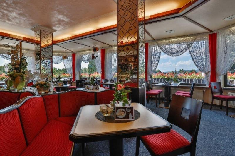 Themenhotel Terrassen Café - Restoran