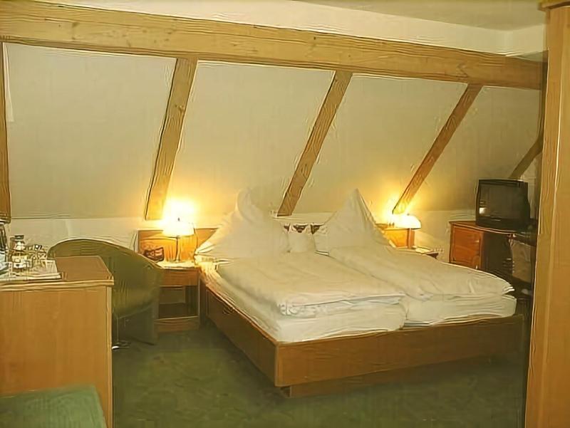 Hotel Restaurant Räuber Lippoldskrug - Oda
