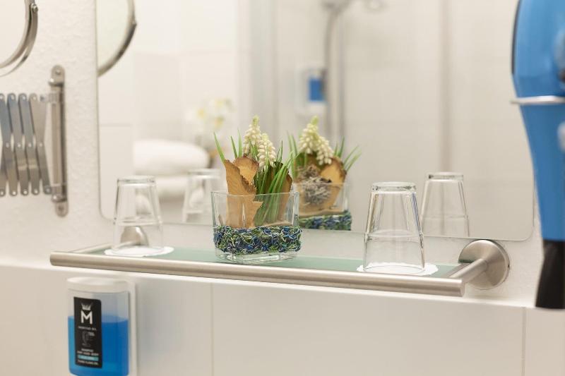 Friends Hotel Bad Salzuflen - Oda